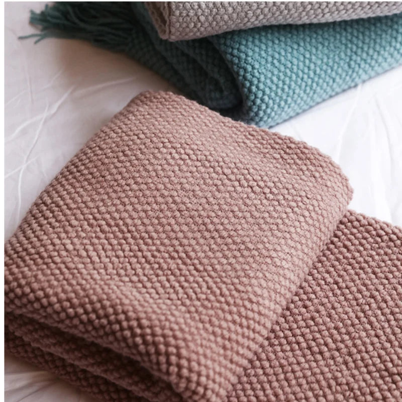 Hygge Chunky Knit Throw | Soft Tasselled Sofa Blanket