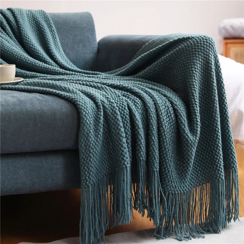 Hygge Chunky Knit Throw | Soft Tasselled Sofa Blanket