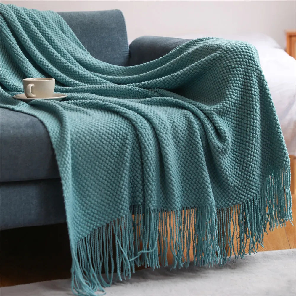 Hygge Chunky Knit Throw | Soft Tasselled Sofa Blanket