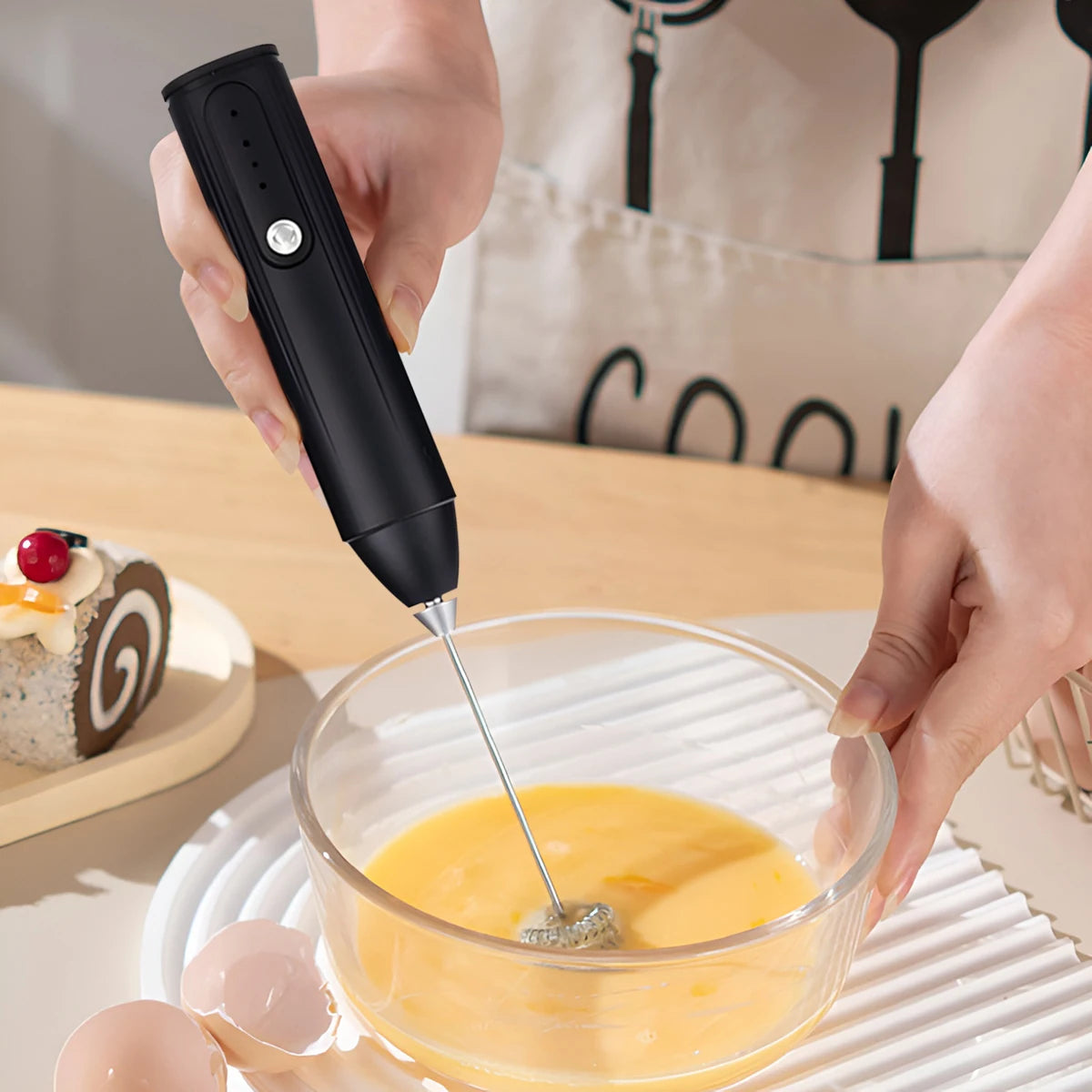 WhipIt Mini Frother | 3-Speed Rechargeable Whisk