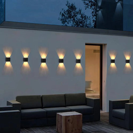 Picket Solar Fence Light | Dusk-to-Dawn Outdoor Wall Lamp